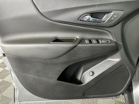 Certified 2023 Chevrolet Equinox LT FWD image 24