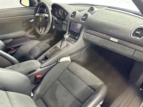 Certified 2024 Porsche 718 Cayman GT4 RS image 30