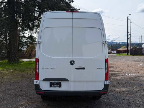 New 2026 Mercedes-Benz Sprinter 2500 image 4