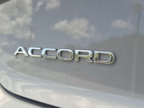 Used 2025 Honda Accord SE image 28