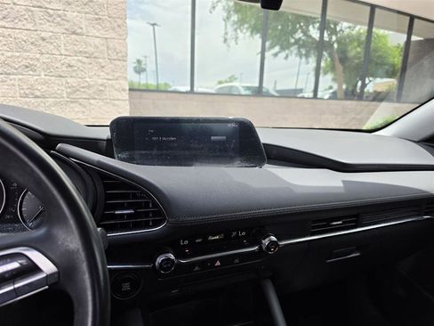 Used 2019 MAZDA MAZDA3 Sedan image 6