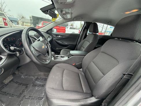 Used 2024 Chevrolet Malibu LT w/ Sport Edition image 23