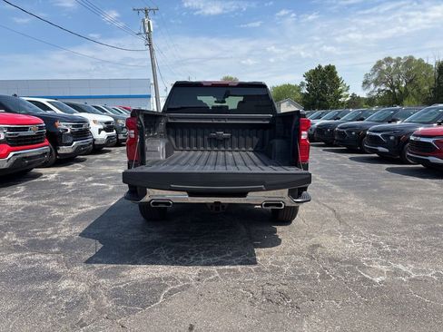 New 2026 Chevrolet Silverado 1500 LT w/ Z71 Off-Road Package AWD/4WD image 6