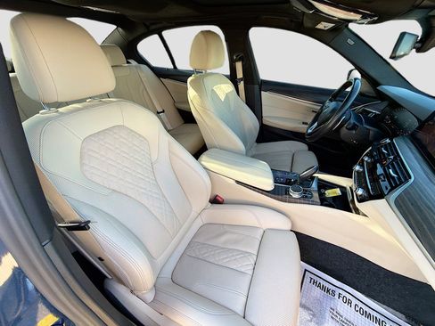 Used 2021 BMW 540i w/ Premium Package RWD image 14