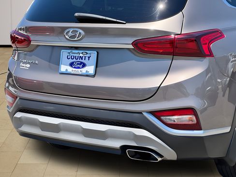 Used 2020 Hyundai Santa Fe SEL FWD image 35