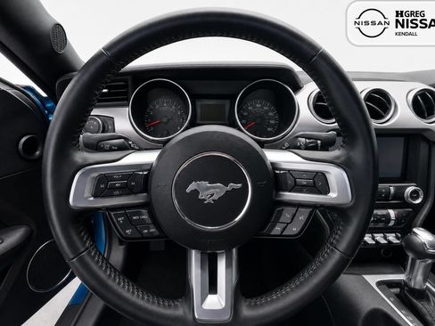 Used 2022 Ford Mustang Premium RWD image 8