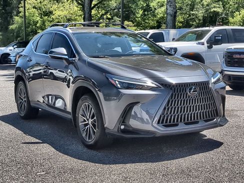 Used 2025 Lexus NX 250 FWD w/ Accessory Package (2T) image 2