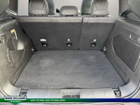 Used 2023 Jeep Renegade Limited w/ Sun/Sound Group image 29