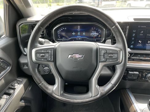 Used 2022 Chevrolet Silverado 1500 RST w/ Convenience Package II AWD/4WD image 15