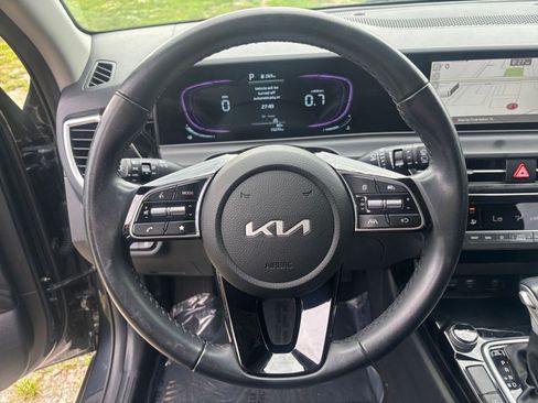 Used 2025 Kia Seltos S FWD image 30