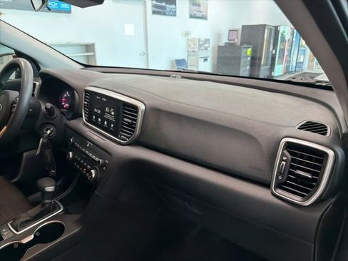 Used 2021 Kia Sportage LX w/ LX Fwd Popular Package image 26