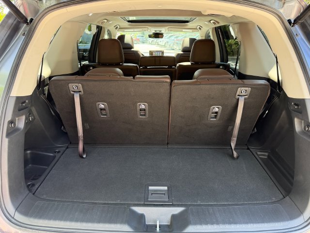 Used 2024 Honda Pilot Elite image 18