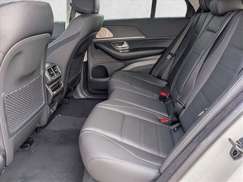 New 2026 Mercedes-Benz GLE 450 4MATIC image 17