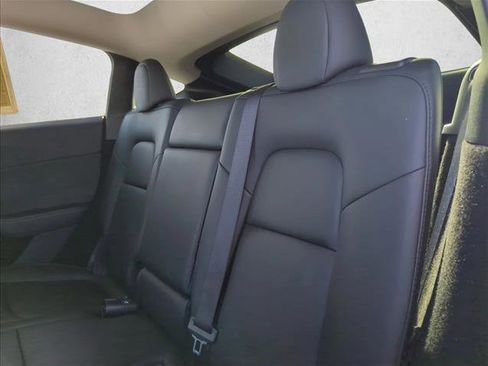 Used 2024 Tesla Model Y Long Range image 22