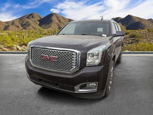 Used 2016 GMC Yukon XL Denali AWD/4WD image 15