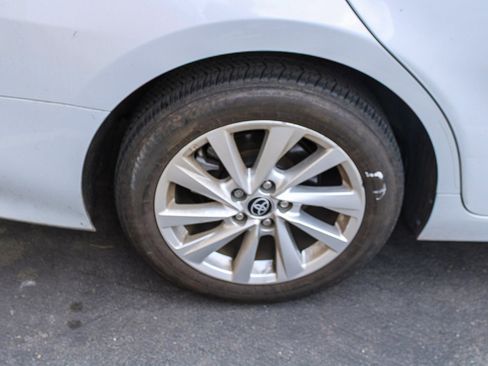 Used 2023 Toyota Camry LE FWD image 11
