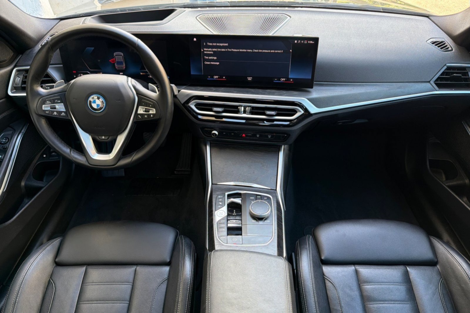 Used 2024 BMW 330e w/ Premium Package RWD image 12