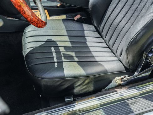 Used 1987 Mercedes-Benz 560 SL image 31