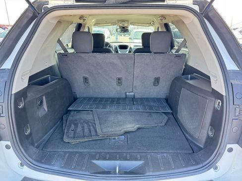 Used 2015 Chevrolet Equinox LT image 38