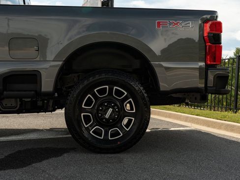 New 2026 Ford F250 Platinum w/ FX4 Off-Road Package AWD/4WD image 12