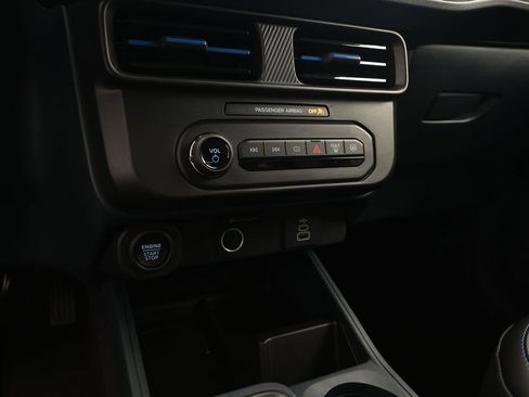 New 2025 Ford Maverick Lobo image 15