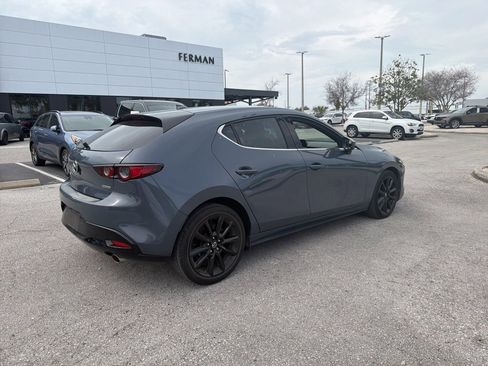 Used 2021 MAZDA MAZDA3 s image 8