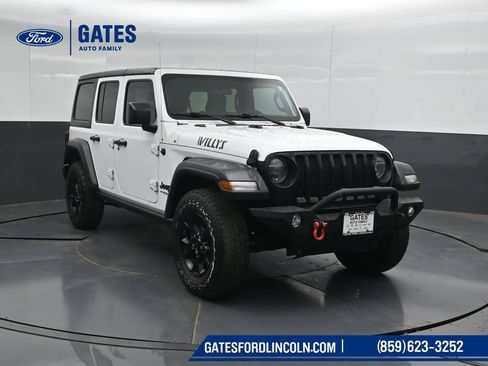 Used 2022 Jeep Wrangler Unlimited Sport AWD/4WD image 4