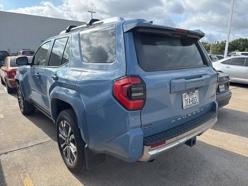 Used 2025 Toyota 4Runner Limited AWD/4WD image 6