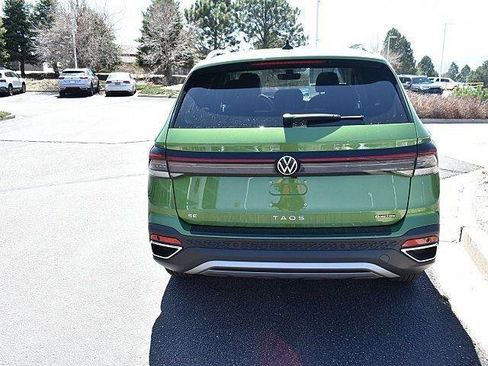New 2025 Volkswagen Taos SE image 5