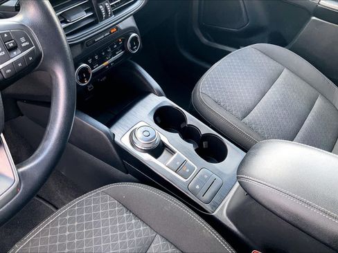 Used 2025 Ford Escape Active FWD image 17