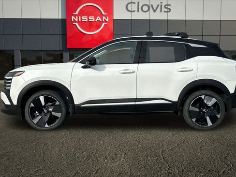 New 2026 Nissan Kicks SR image 6