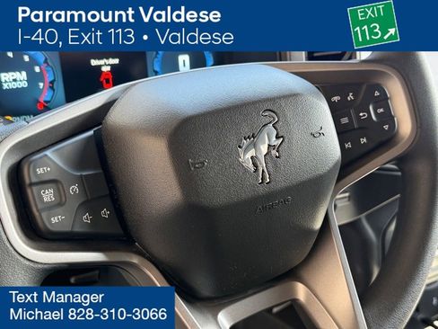 New 2025 Ford Bronco Base image 18