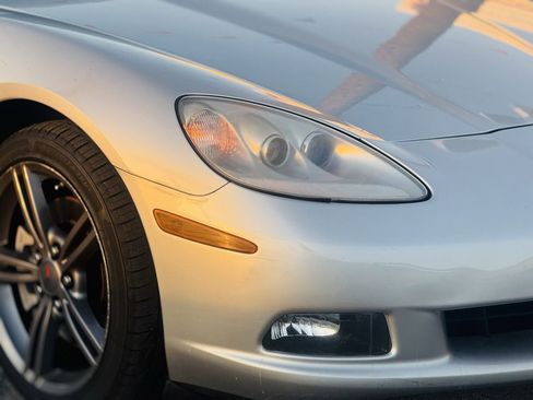 Used 2008 Chevrolet Corvette Coupe w/ Preferred Equipment Group image 13