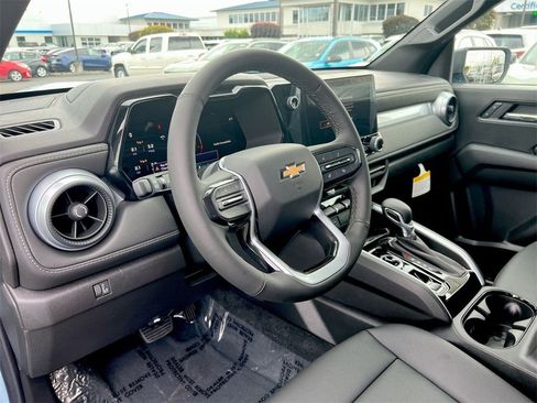 New 2025 Chevrolet Colorado LT w/ LT Convenience Package image 10