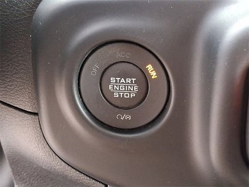 Used 2023 Jeep Wrangler Sport S image 30