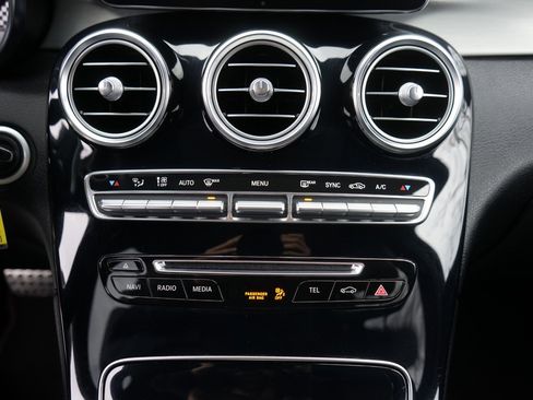 Used 2018 Mercedes-Benz GLC 43 AMG AMG GLC 43 image 24