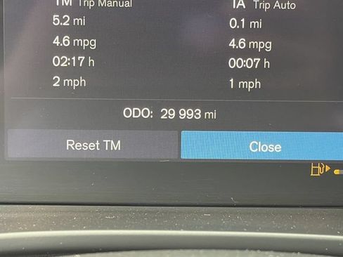 Used 2023 Volvo XC40 B5 Ultimate AWD/4WD image 26