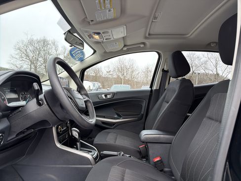 Used 2021 Ford EcoSport SE w/ SE Convenience Package image 11