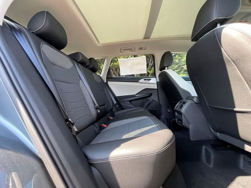 New 2026 Volkswagen Taos SE AWD/4WD image 14