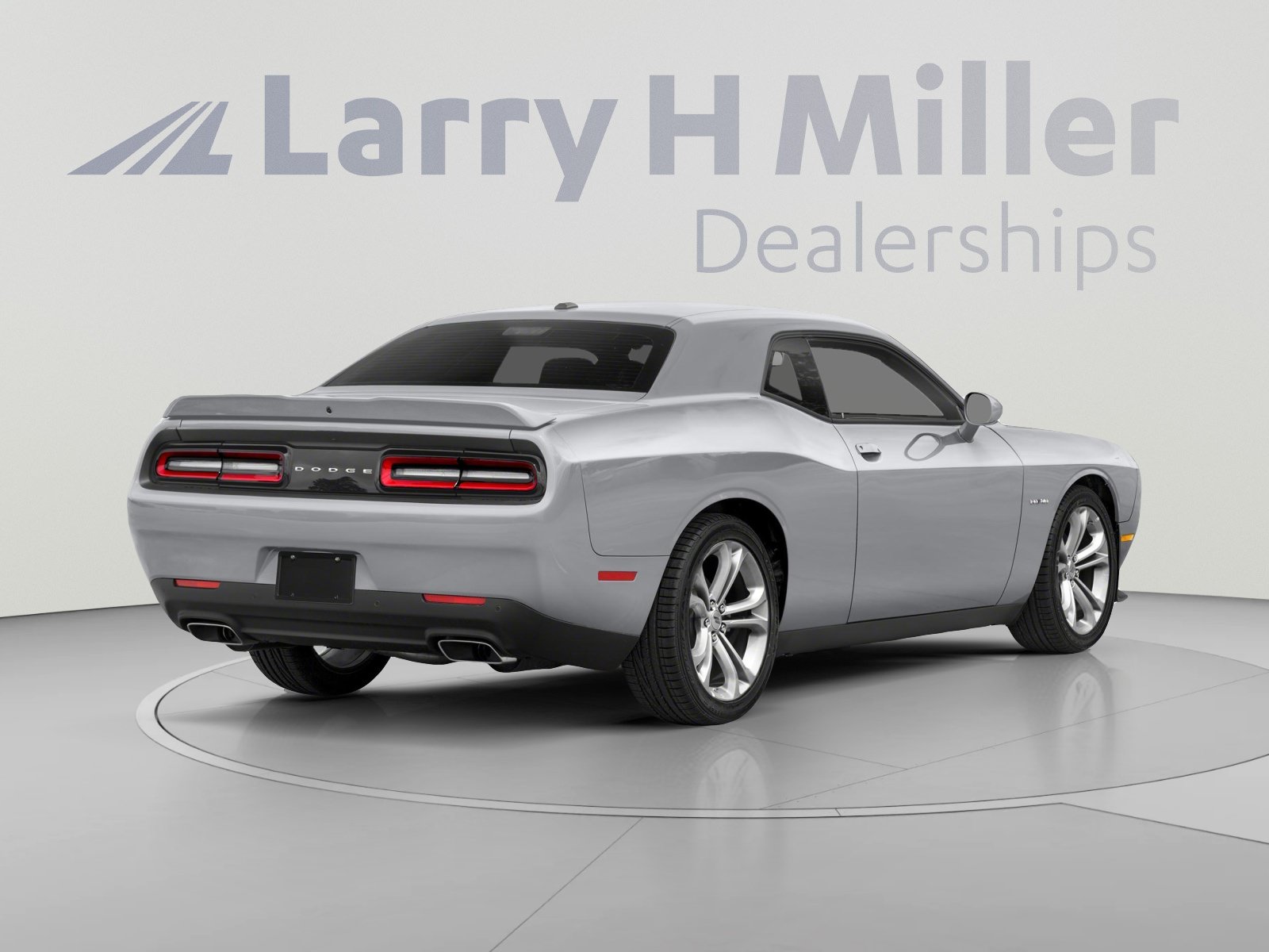 Used 2022 Dodge Challenger GT RWD image 2