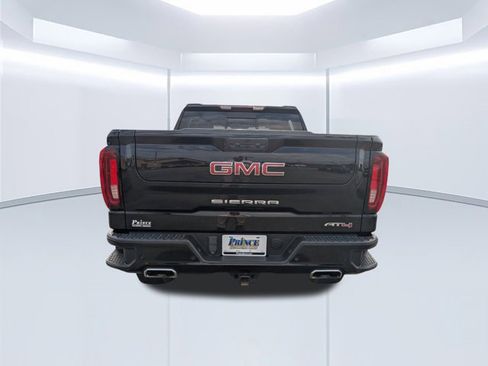 Used 2024 GMC Sierra 1500 AT4 w/ AT4 Premium Package image 9