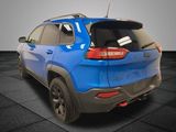 Used 2018 Jeep Cherokee Trailhawk image 4