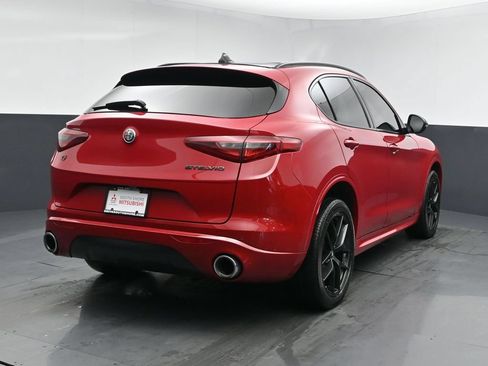 Used 2021 Alfa Romeo Stelvio Ti w/ Nero Edizione AWD/4WD image 19