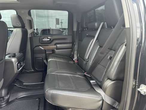Used 2022 GMC Sierra 2500 Denali w/ Denali Ultimate Package AWD/4WD image 30