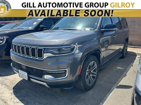 Used 2024 Jeep Wagoneer L Series II w/ Flexible Seating Group AWD/4WD image 1