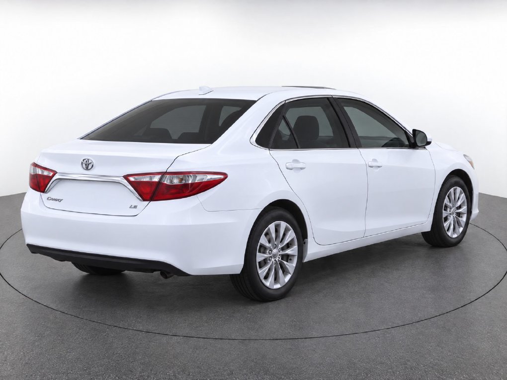 Used 2017 Toyota Camry LE w/ Moonroof Package FWD image 6