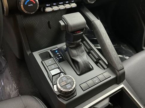 New 2025 Toyota Tacoma TRD Off-Road AWD/4WD image 13