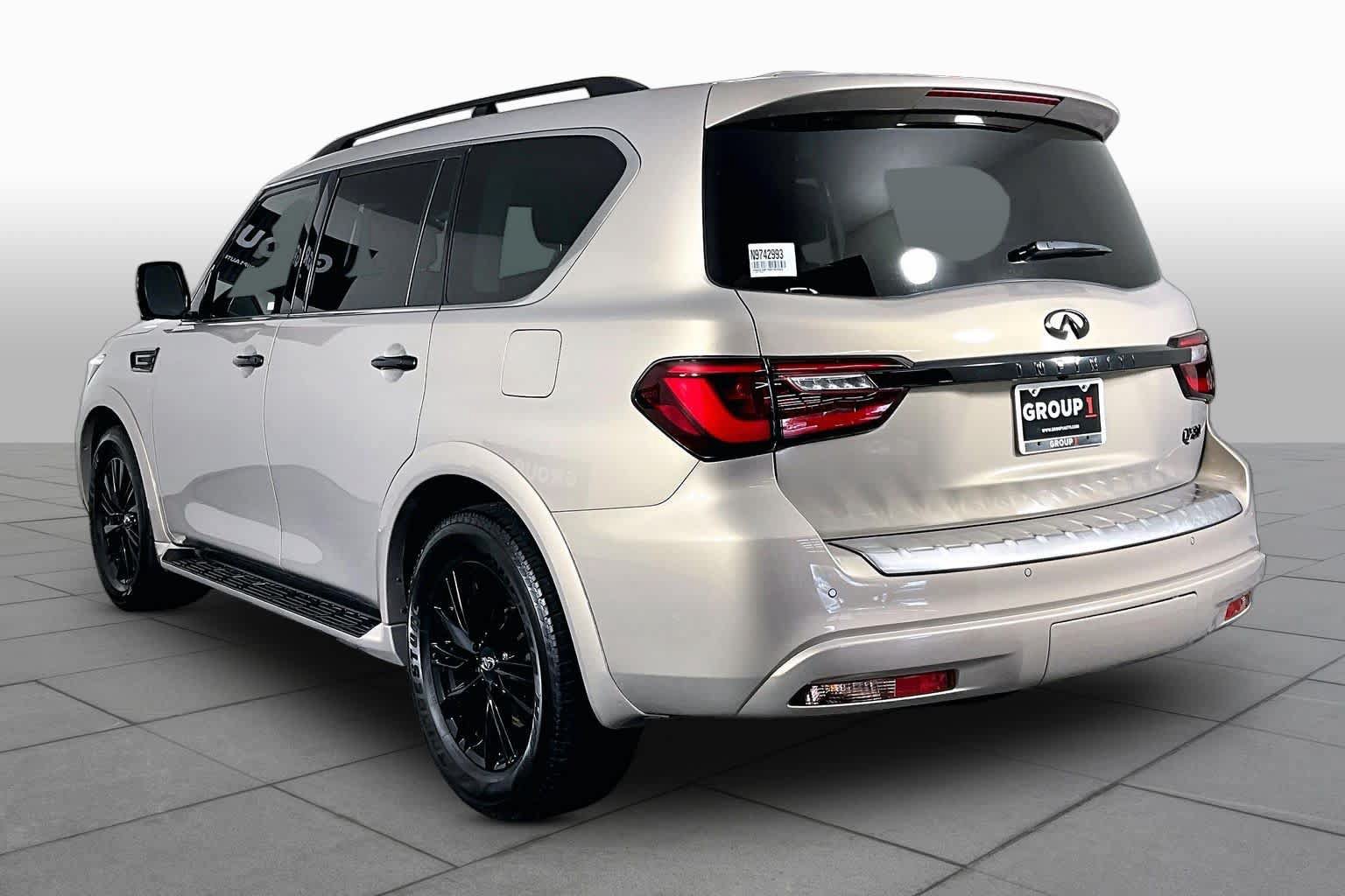 Used 2022 INFINITI QX80 Luxe w/ Cargo Package RWD image 11
