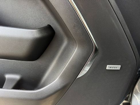 New 2025 Chevrolet Suburban Premier RWD image 31