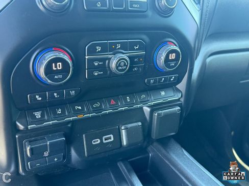 Used 2020 Chevrolet Silverado 3500 LTZ w/ Technology Package AWD/4WD image 24